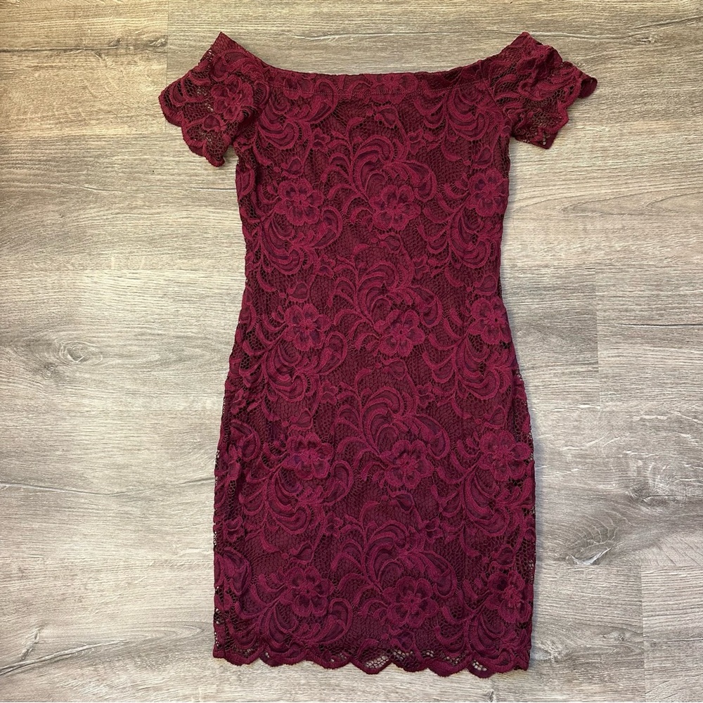 Ambiance Red Off-Shoulder Lace Dress small - Picture 1 of 5
